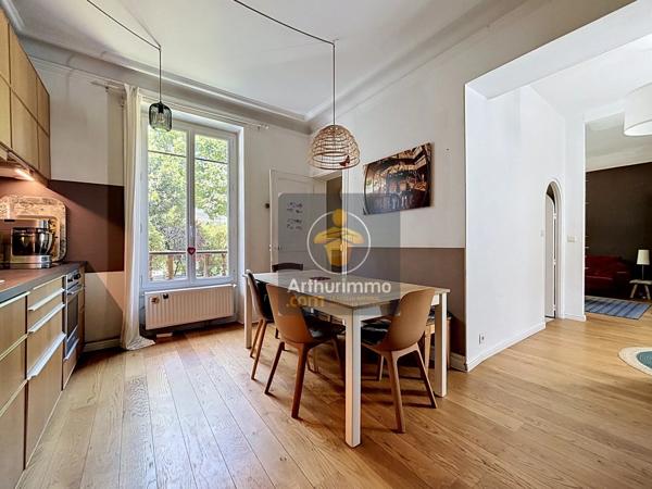 Vente                                                      Maison
                        
                     7 pièces                      150 m2                     à Montgeron