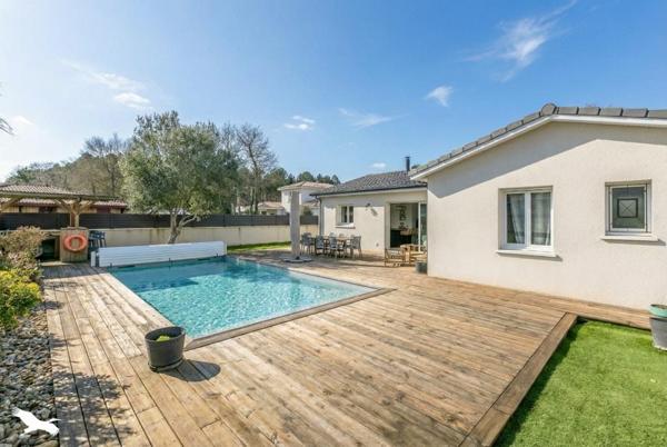 Maison à vendre |  Saint-Jean-d'Illac |  6 pièces | 134 m²
