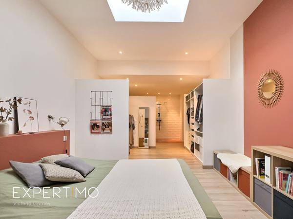 Lauris (84360) Loft rare avec extérieur