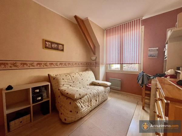 Vente                                                      Maison
                        
                     5 pièces                      100 m2                     à Livry-Gargan