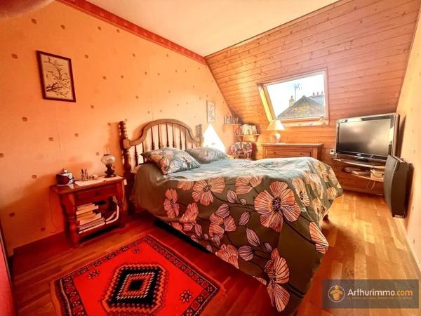 Vente                                                      Maison
                        
                     5 pièces                      100 m2                     à Livry-Gargan