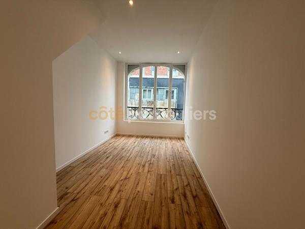 Location Appartement66,83 m² - 3 Pièces - Ham (80400)