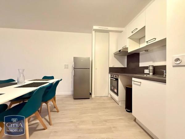 Appartement à louer 3 pièces 59.8m²