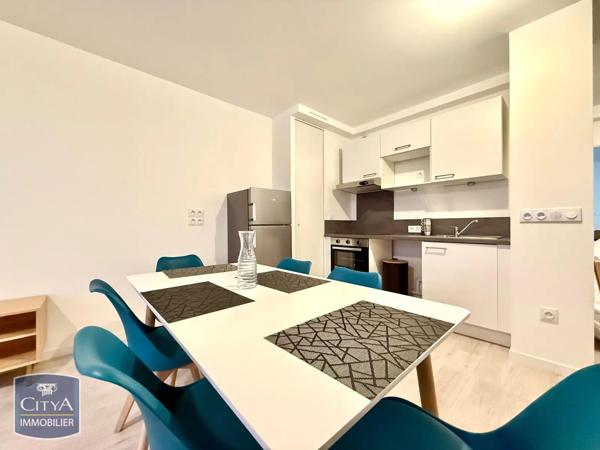 Appartement à louer 3 pièces 59.8m²