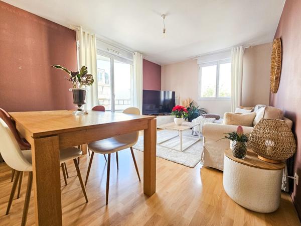 T3 59m² AVEC BALCON ET PARKING - CERGY LE HAUT