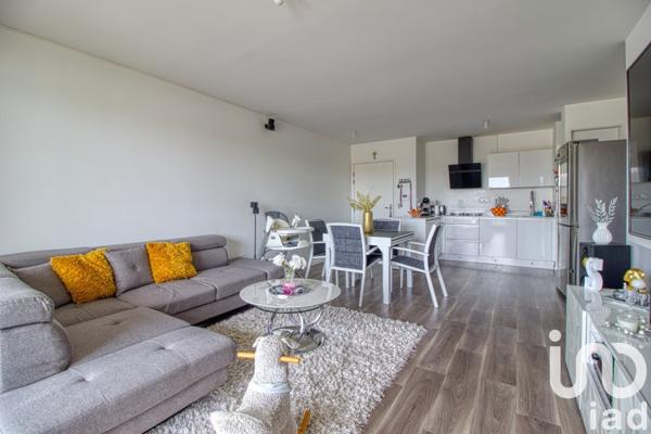 Appartement 4 pièces de 77 m² à Persan (95340)