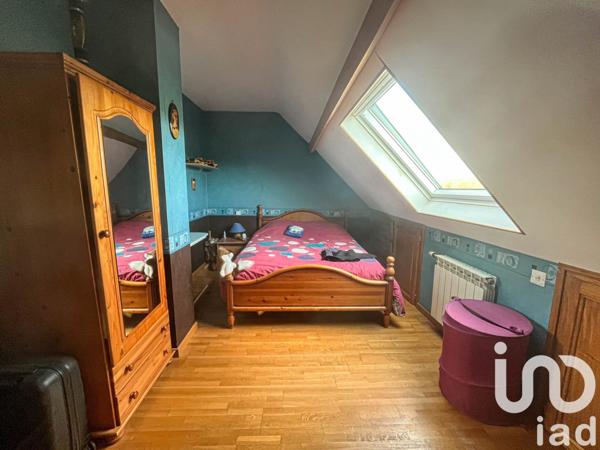 Maison 6 pièces de 190 m² à Follainville-Dennemont (78520)