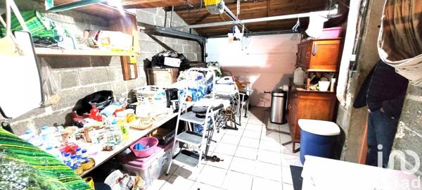 Maison 4 pièces de 81 m² à Montguyon (17270)