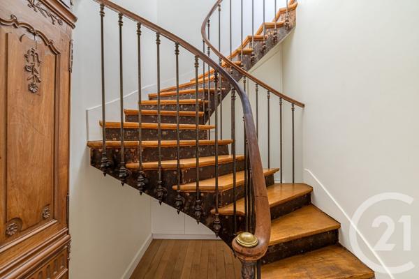 Appartement T7 à vendre  7 pièces - 211 m 2   PARIS  - 75014
