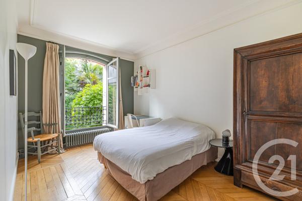 Appartement T7 à vendre  7 pièces - 211 m 2   PARIS  - 75014