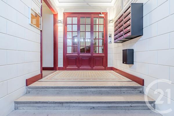 Appartement T7 à vendre  7 pièces - 211 m 2   PARIS  - 75014