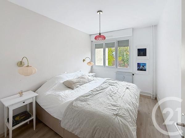 Appartement T5 à vendre  4 pièces - 86 m 2   DIJON  - 21