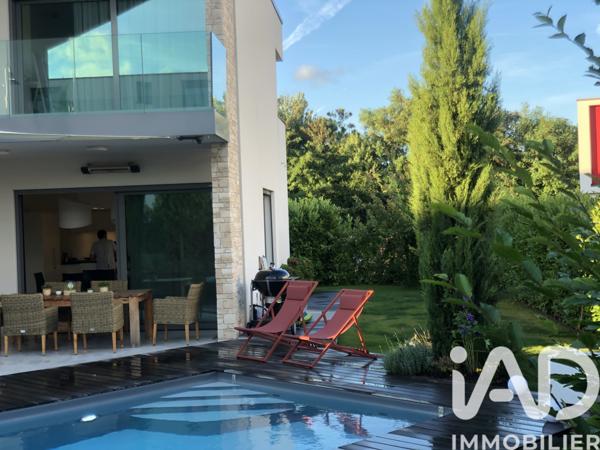 Maison à vendre 6 pièces 270 m² Chessy