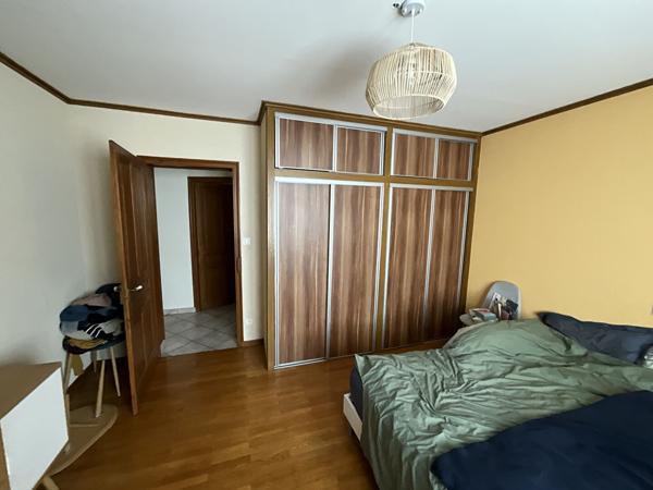 Grand appartement de 102m² avec terrasse, garage... à Arçon 25300, disponible au 01/10/2026