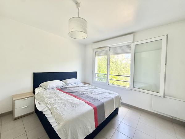 Appartement
         3 pièces
        - 69 m² 379 000 € *