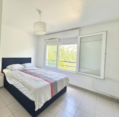 Appartement
         3 pièces
        - 69 m² 379 000 € *