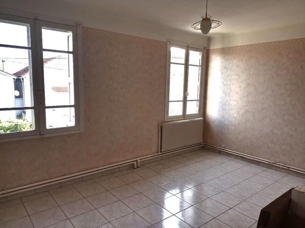 Carcassonne (11000) Maison de ville T5/6 / terrain 630 m2 / garage