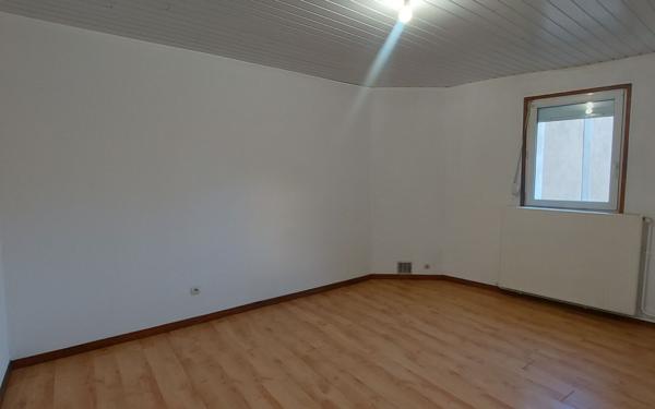 Appartement à louer    2 pièces •  Essômes-sur-Marne