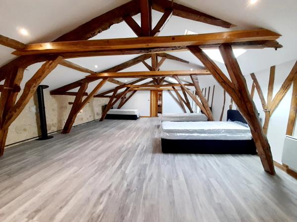Complexe clé en main avec quatre logements indépendants