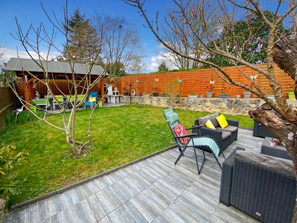 Maison VAUREAL 110 m2 avec garage et terrain.