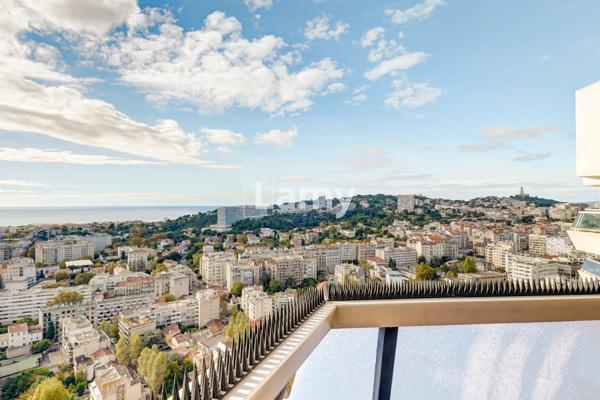 Appartement d'exception dernier etage vue panoramique marseille