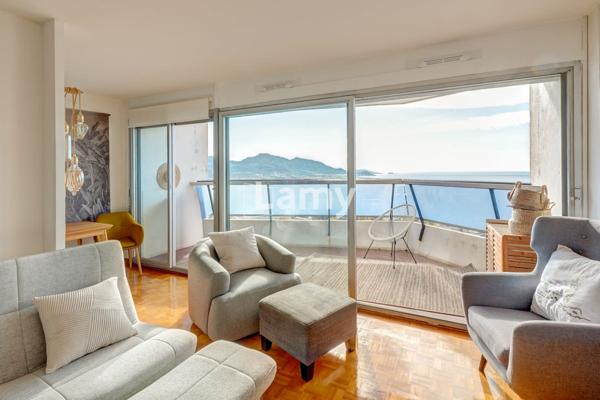 Appartement d'exception dernier etage vue panoramique marseille