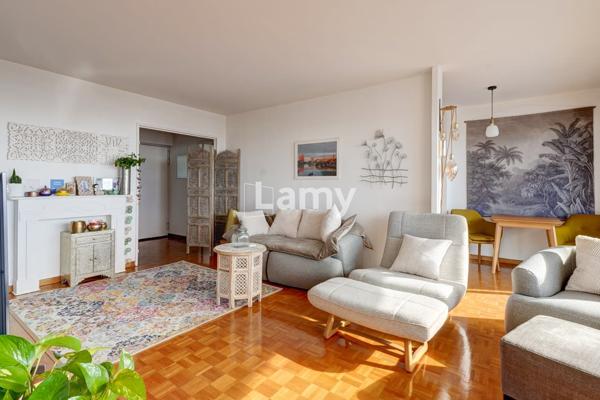 Appartement d'exception dernier etage vue panoramique marseille