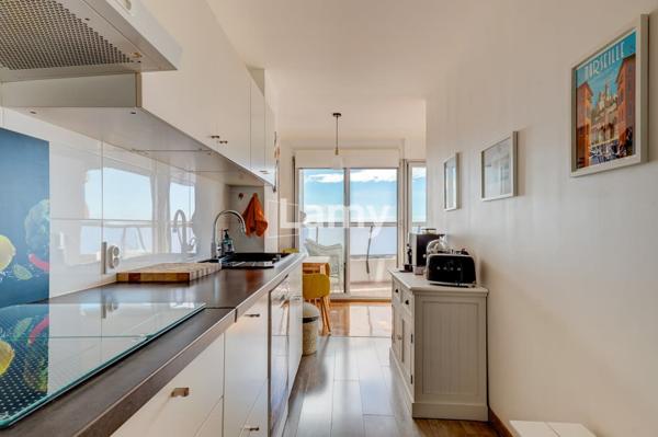 Appartement d'exception dernier etage vue panoramique marseille