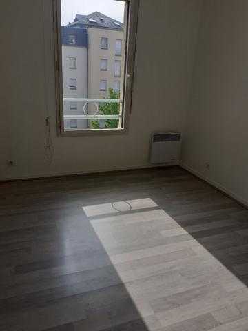 APPARTEMENT TROIS PIECES MARCQ EN BAROEUL (59700)