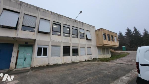 GRAND CHARMONT, ensemble immobilier  1412 m2 sur  29a 18ca de terrain