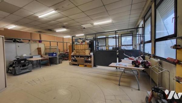 GRAND CHARMONT, ensemble immobilier  1412 m2 sur  29a 18ca de terrain