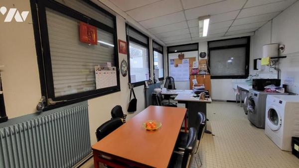 GRAND CHARMONT, ensemble immobilier  1412 m2 sur  29a 18ca de terrain