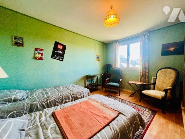 SAINT-PIERRE-DES-CORPS
CENTRE VILLE
Proche Gare et toutes commodités 
Dans un environnement calme