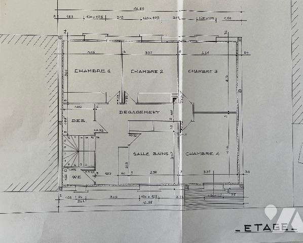 SAINT-PIERRE-DES-CORPS
CENTRE VILLE
Proche Gare et toutes commodités 
Dans un environnement calme