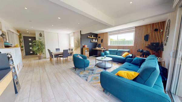 Maison récente 6 pièces à vendre à Castine en Plaine