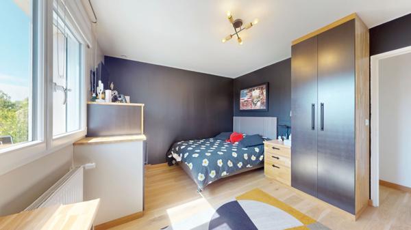 Maison récente 6 pièces à vendre à Castine en Plaine