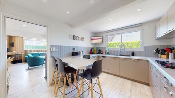 Maison récente 6 pièces à vendre à Castine en Plaine