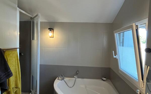 Maison à vendre    6 pièces •  Gujan-Mestras