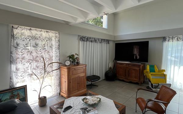 Maison à vendre    6 pièces •  Gujan-Mestras