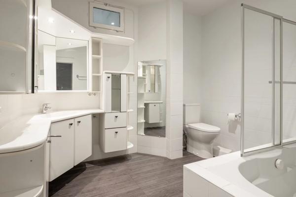 Appartement Paris 7 e - GROS CAILLOU / CHAMP DE MARS