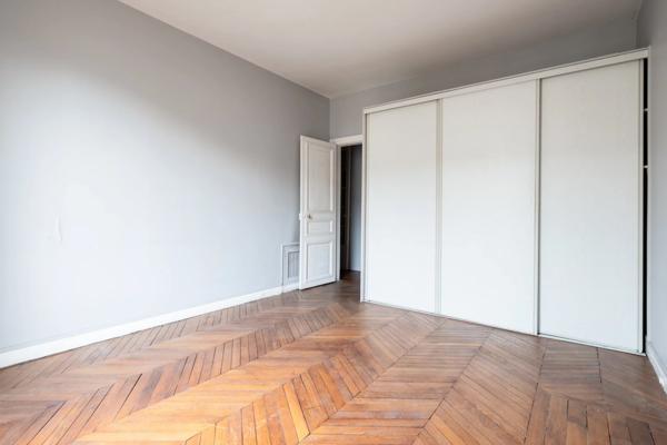 Appartement Paris 7 e - GROS CAILLOU / CHAMP DE MARS