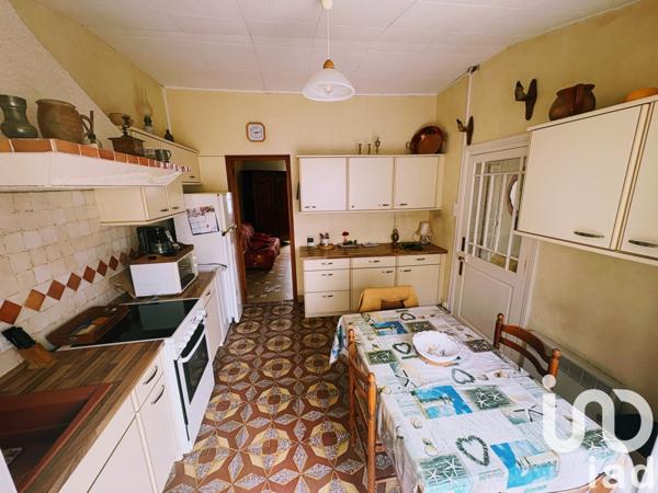 House for sale 4 rooms 62 m² Saint-Trojan-les-Bains