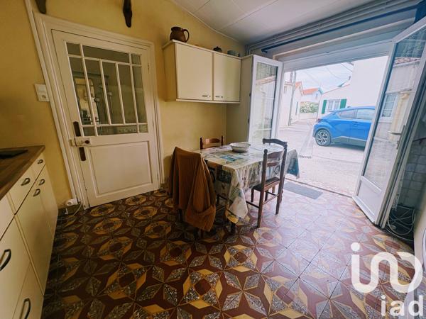 House for sale 4 rooms 62 m² Saint-Trojan-les-Bains