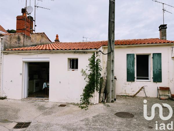 House for sale 4 rooms 62 m² Saint-Trojan-les-Bains