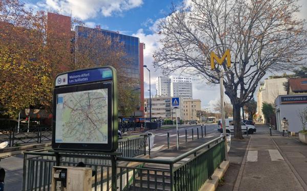 Stationnement à vendre    19,23 m2 Maisons-Alfort