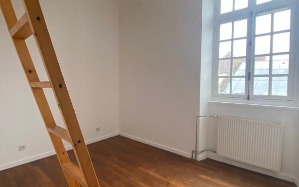 Appartement à vendre    3 pièces • 57,75 m2 Auxerre