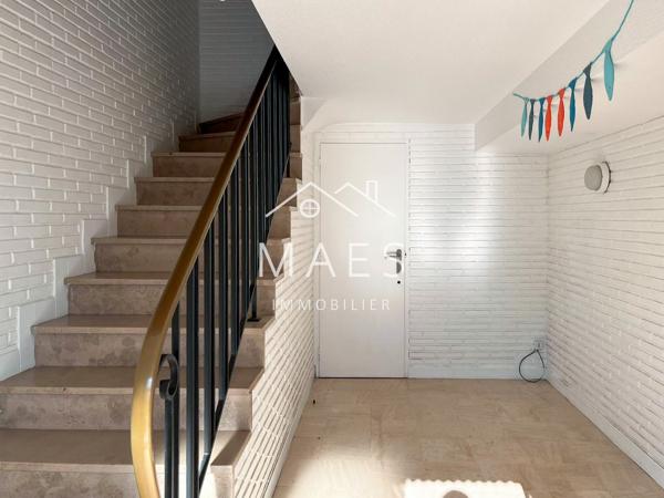 Maison bel étage 110m2 – 3 chambres – Garage et jardin