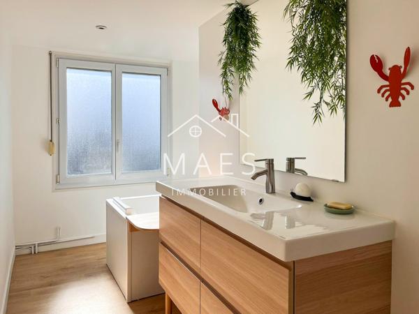 Maison bel étage 110m2 – 3 chambres – Garage et jardin