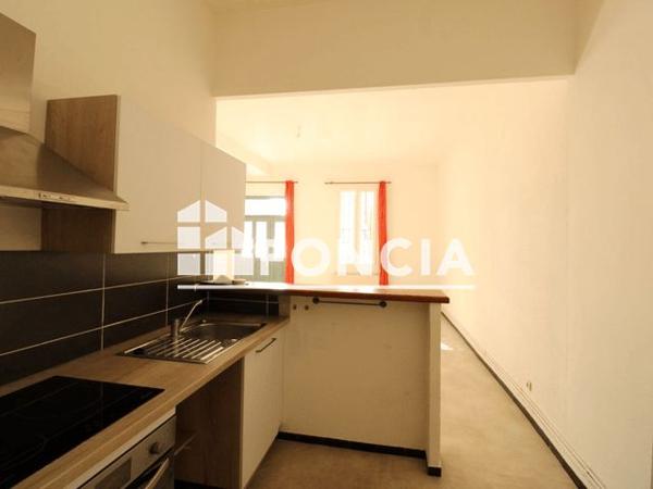 Location Appartement 3 pièces 64.96 m² - 8 RUE BALORE Nimes 30900