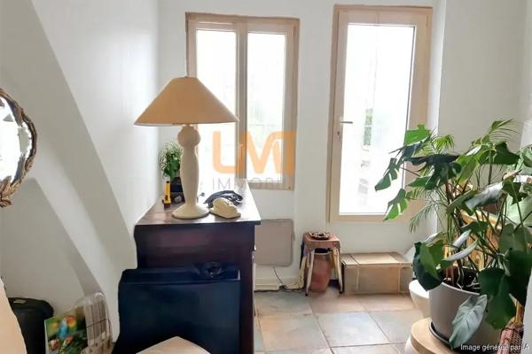 Avon, appartement avec grande terrasse, cave et parking